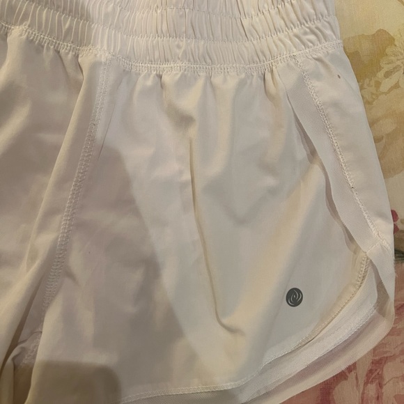 Apana athletic shorts - Picture 2 of 4